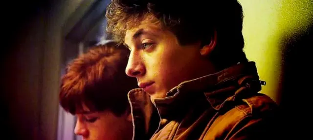 《无耻之徒》等五部高分美剧重登观众片单，尺度与叙事张力持续引发讨论 | 资讯配图