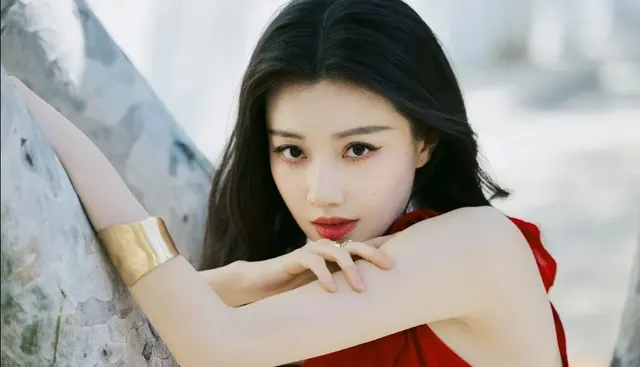 《佳偶天成》女演员阵容解析：黄羿饰左盈盈登顶，王鹤润辛湄妆造引讨论 | 情报图