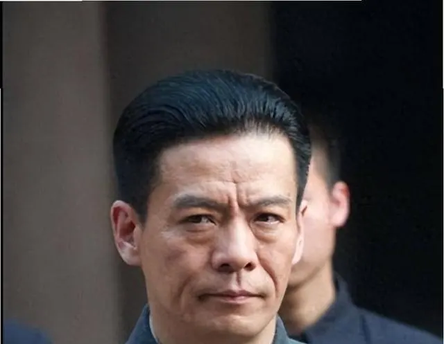 刘奕君58岁凭《大山的女儿》获华鼎奖最佳男配角 | 情报图